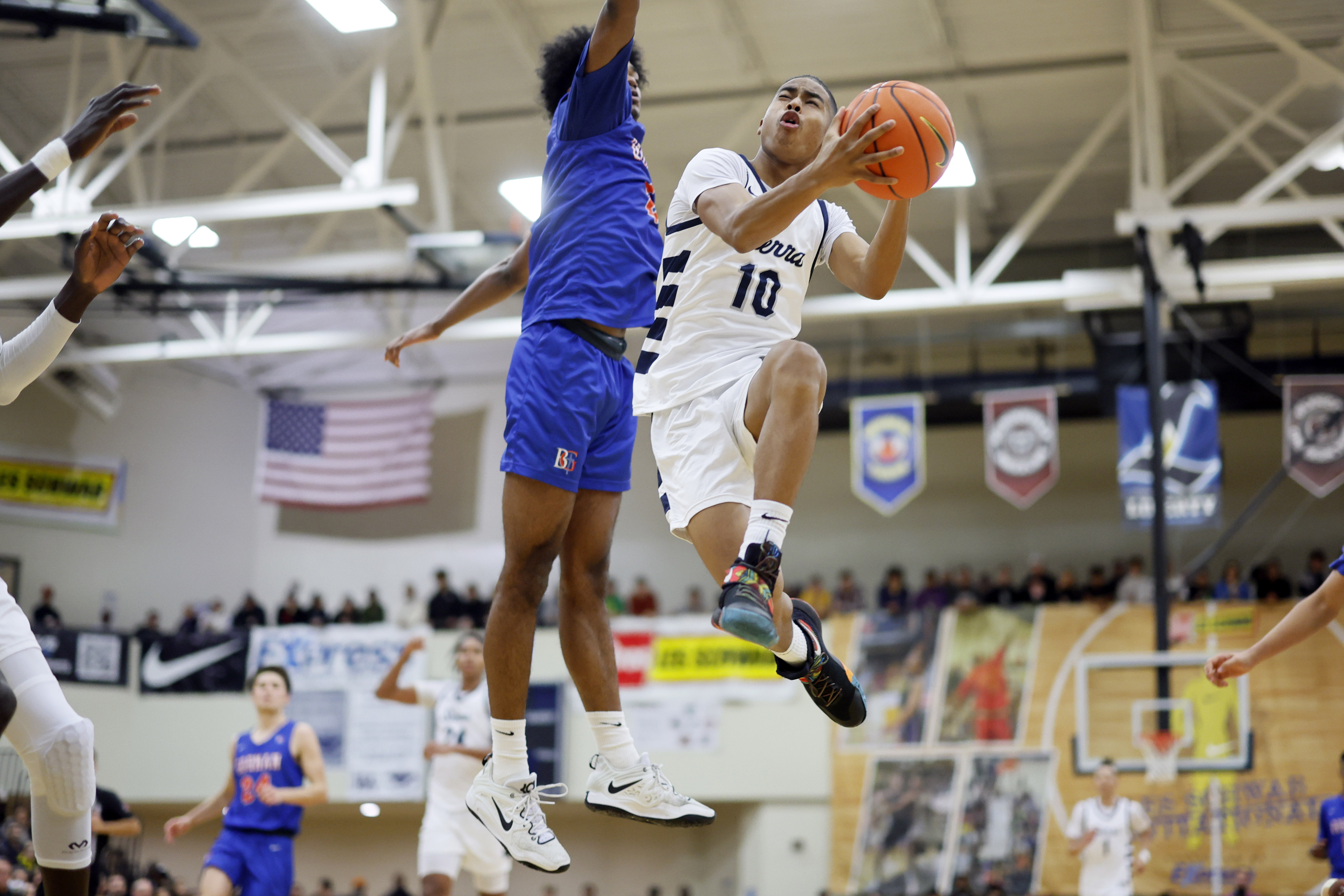 Sierra Canyon Bishop Gorman Les Schwab Invitational Soobum Im 56
